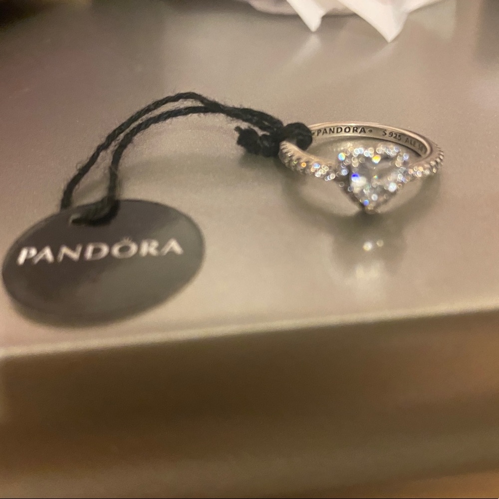 Pandora Elevated Heart Ring In Silver. Size 5 / 50